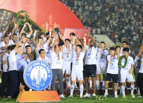 CLB Thép Xanh Nam Định xuất sắc nhất V-League 2024/25