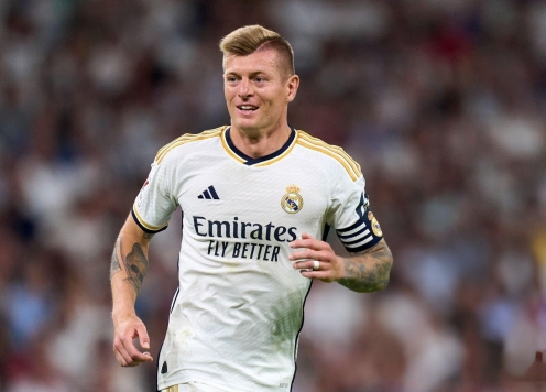 Toni Kroos chỉ thẳng người thay thế đẳng cấp tại Real Madrid