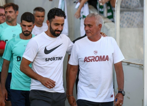 Mourinho: 'Amorim có thể tạo nên điều kinh ngạc tại MU'