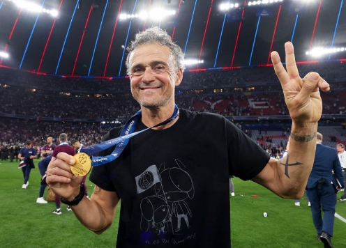 HLV Luis Enrique tiết lộ 'bí mật động trời' về Tottenham