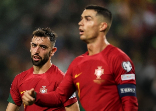 Bruno Fernandes khước từ đề nghị từ Ronaldo