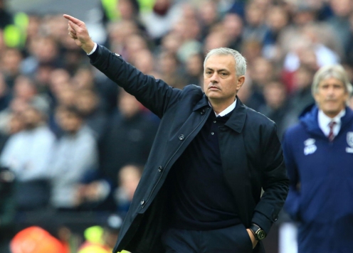 Rộ tin đồn Jose Mourinho chuẩn bị tái xuất Ngoại hạng Anh