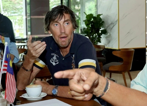 Chuyên gia Malaysia phẫn nộ vì đội nhà thua 0-11 trước thềm đấu Việt Nam