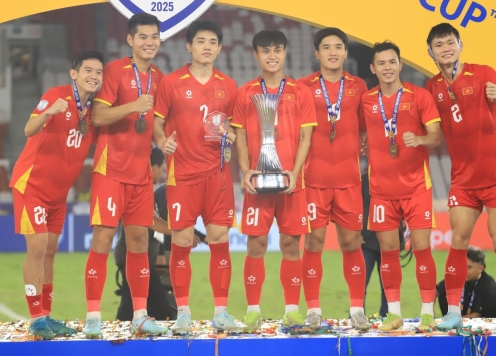 HLV Hàn Quốc thừa nhận 'buông thả', U22 Việt Nam mơ vô địch Panda Cup