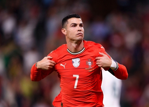 Ronaldo sắp tới Mỹ thi đấu