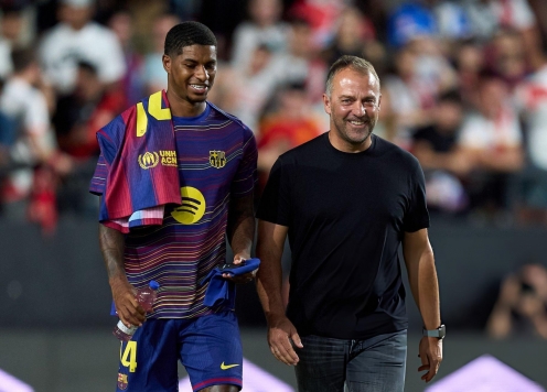 Hansi Flick báo tin vui về Rashford trước trận gặp Chelsea