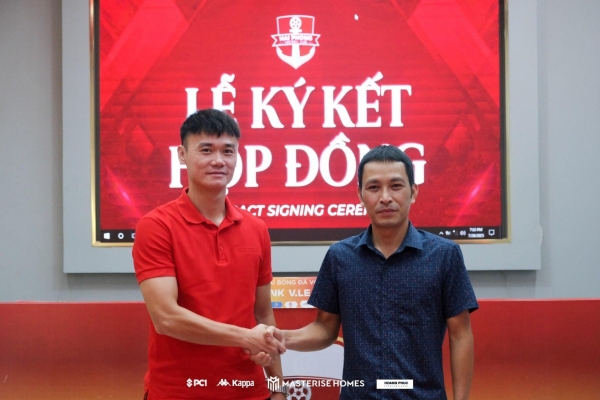 Tiền đạo từng 'gây sốt' ở Lào chính thức có bến đỗ mới tại V-league