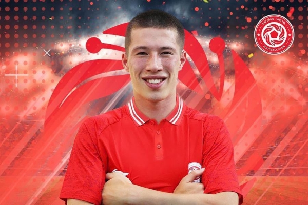 Tiền đạo Việt kiều Anh gia nhập CLB Thể Công Viettel