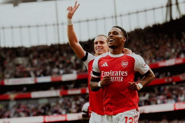 Arsenal đang sở hữu hậy vệ 'hay nhất' Ngoại hạng Anh?