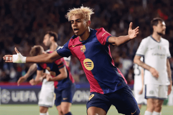 Lamine Yamal thiết lập kỷ lục chưa từng có trong lịch sử bóng đá