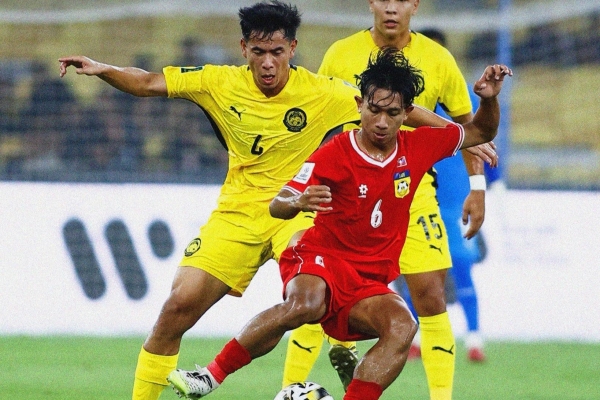 Ngược dòng thành công, Malaysia thắng cực đậm Lào