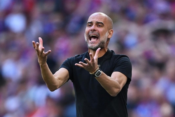 Pep Guardiola hiện tại siêu lẩm cẩm