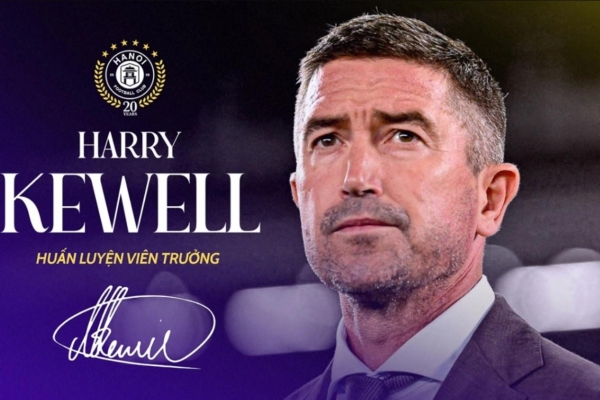 CĐV Đông Nam Á đồng loạt dậy sóng khi cựu sao Liverpool dẫn dắt Hà Nội FC