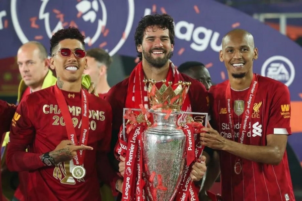 Cựu sao Liverpool bất ngờ được gọi lên ĐT Brazil