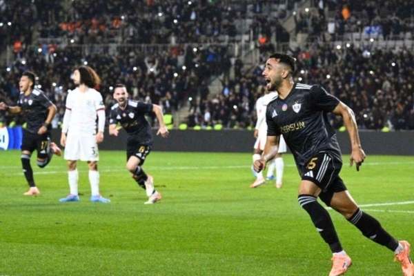 HLV Qarabag: 'Chelsea không ngờ chúng tôi dám chơi phản công'