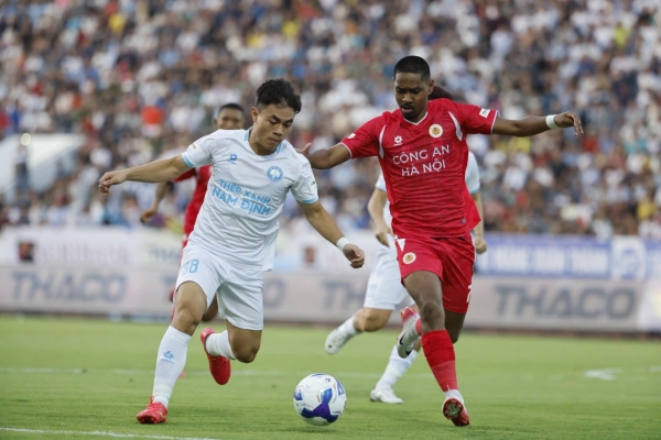 Nam Định vs CAHN: Đại chiến V-League