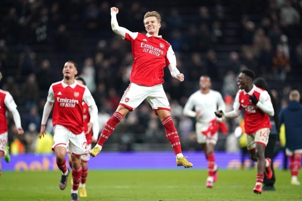 Arsenal giữ chuỗi chọc thủng lưới Tottenham suốt 25 năm