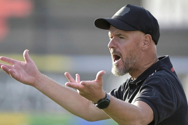HLV Ten Hag: 'Tôi chẳng quan tâm tới kết quả trước mùa giải'