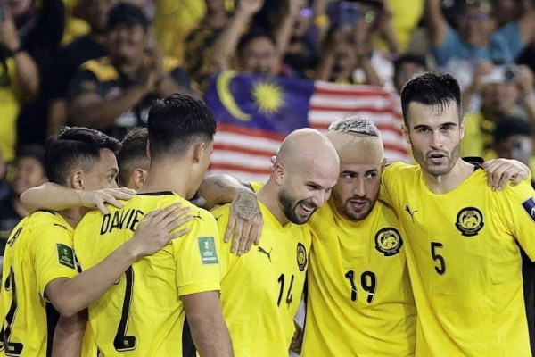 Malaysia lập nhóm đặc nhiệm điều tra bê bối nhập tịch