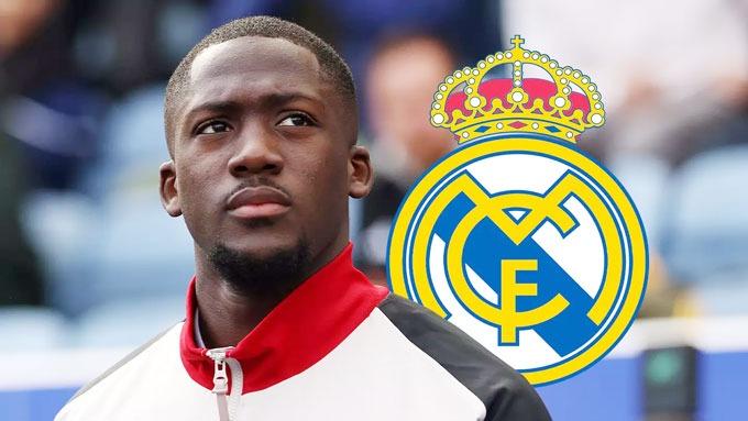 Real Madrid sắp mất trung vệ hay bậc nhất Ngoại hạng Anh