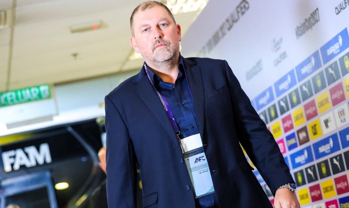 HLV Malaysia: 'Các cầu thủ bị cấm muốn cống hiến cho đội tuyển'