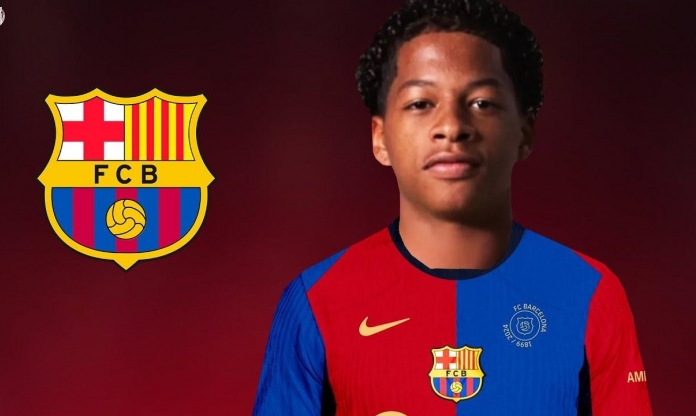 Barca dành sự quan tâm đặc biệt đến máy quét 17 tuổi Brazil