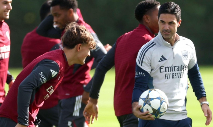 Thần đồng trăm năm có 1 của Arsenal nhận được sự công nhận cực lớn