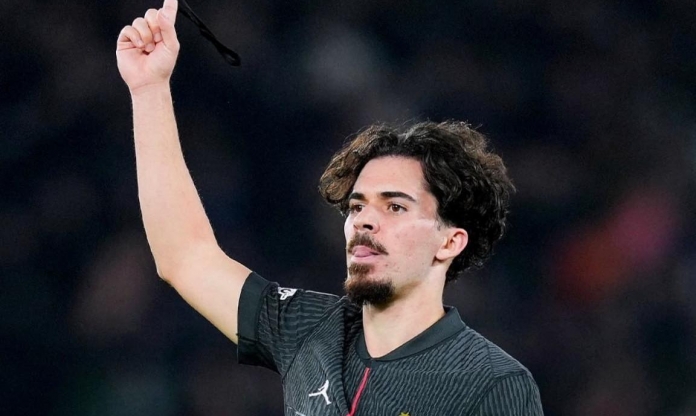 HLV Tottenham ngả mũ trước Vitinha: 'Cậu ấy là tiền vệ hay nhất thế giới'