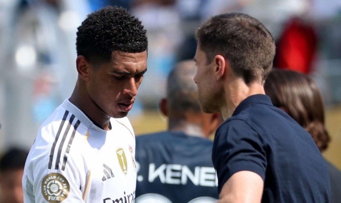 Xabi Alonso lên tiếng về Bellingham giữa tin đồn rạn nứt tình cảm