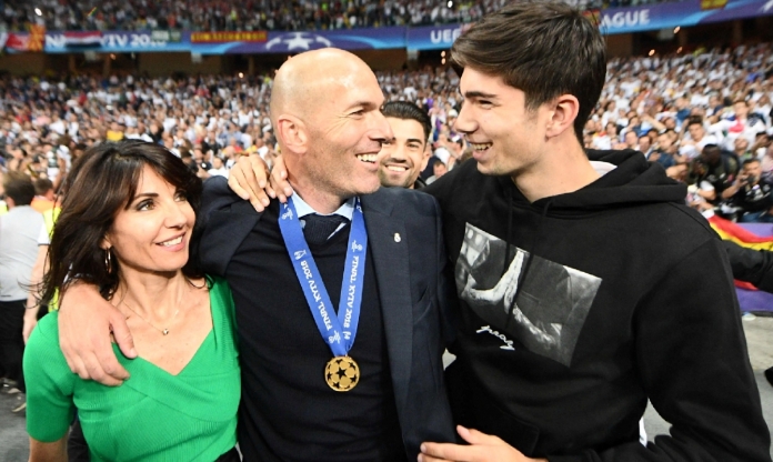 Theo Zidane chính thức ký hợp đồng với Real Madrid
