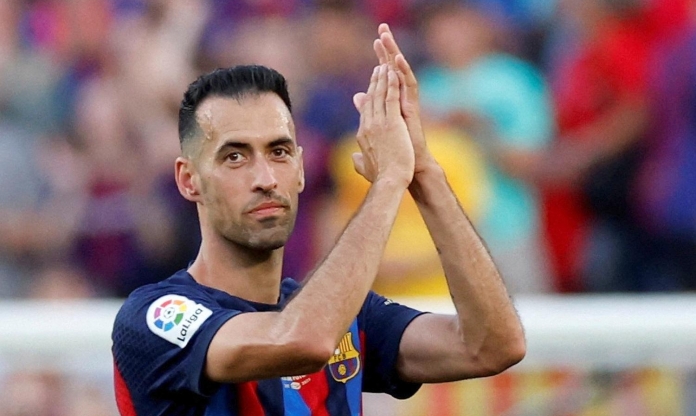 Busquets ra mắt Inter Miami, Barca liền công bố người thay thế tại Camp Nou