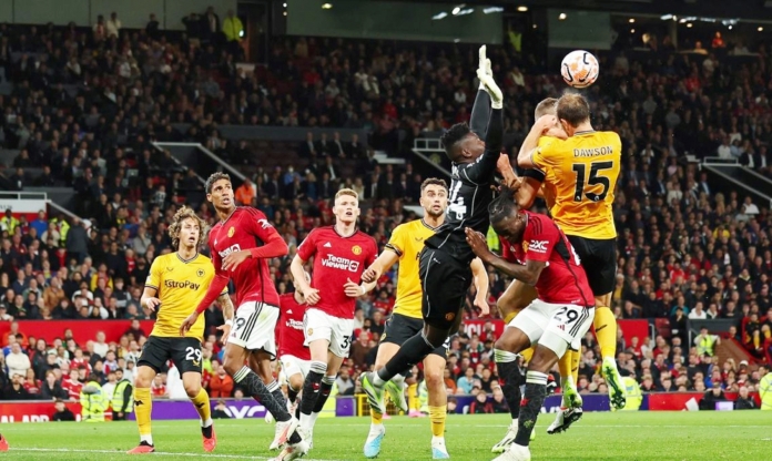 Trọng tài trận MU vs Wolves bị cấm bắt tại NHA sau sai phạm nghiêm trọng