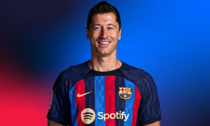 Lộ điều khoản giải phóng hợp đồng của Lewandowski, fan Barca lo 'sốt vó'