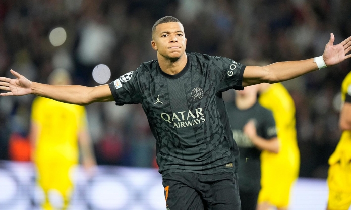 PSG thắng thuyết phục tại C1, Messi nhận ngay trái đắng từ các CĐV