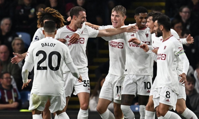 Bruno Fernandes lập siêu phẩm, MU thắng nhọc nhằn trên sân khách