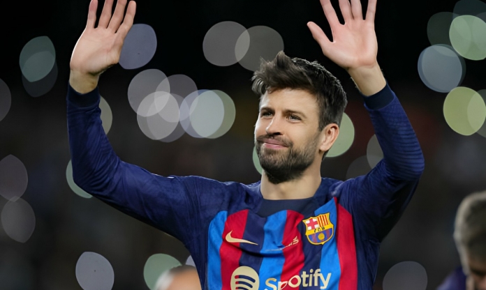 Gerard Pique tuyên bố quay lại bóng đá với vai trò 'lạ mà quen'
