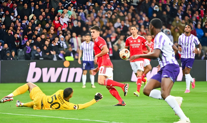 Benfica giành vé đi tiếp sau vòng play-off Europa League