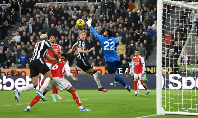 Arsenal thắng đậm đà tại vòng 26 Ngoại hạng Anh