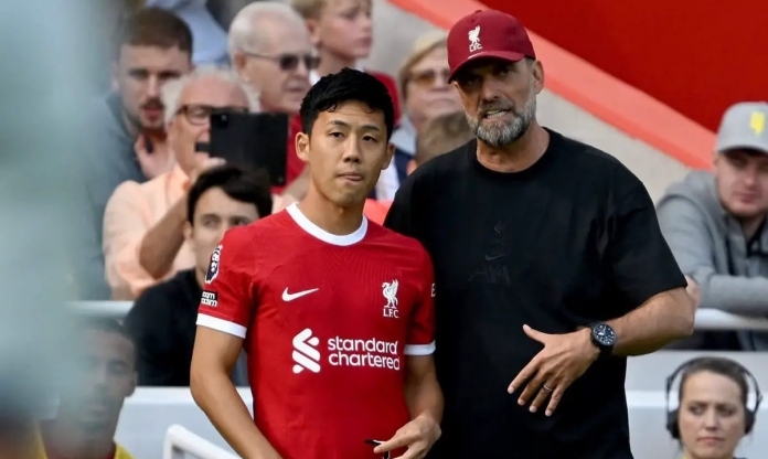 Thành công với Endo, Liverpool tiếp tục chốt sao sáng bóng đá Nhật Bản