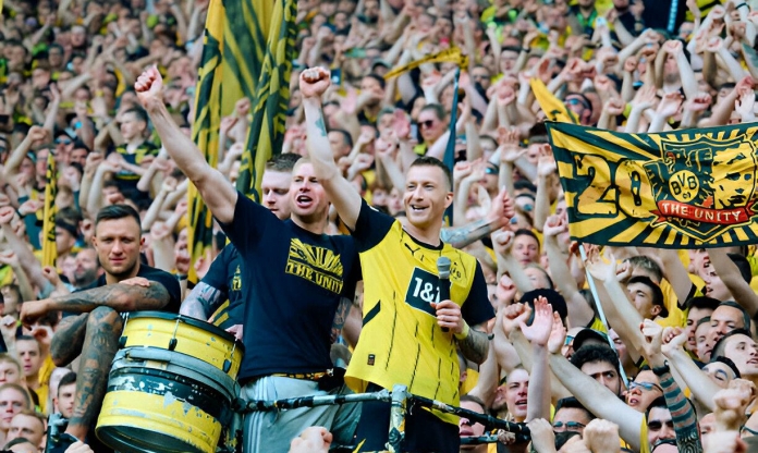 Cảm động khoảnh khắc Marco Reus rời sân Signal Iduna Park