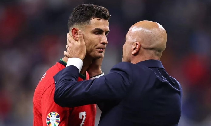 Hành động 'bất hợp pháp', Ronaldo nhận án phạt nặng từ UEFA?