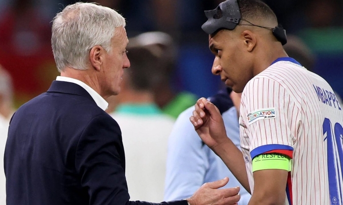 HLV Deschamps chỉ thắng lý do không cho Mbappe đá penalty
