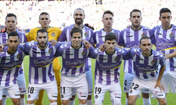 Barca bị đánh bại bởi đội bóng của 'người ngoài hành tinh'
