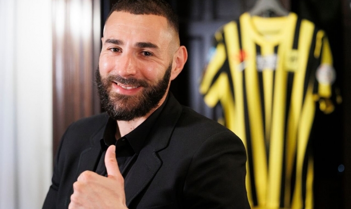 CHÍNH THỨC: Benzema ra mắt đội bóng mới, đối đầu Ronaldo