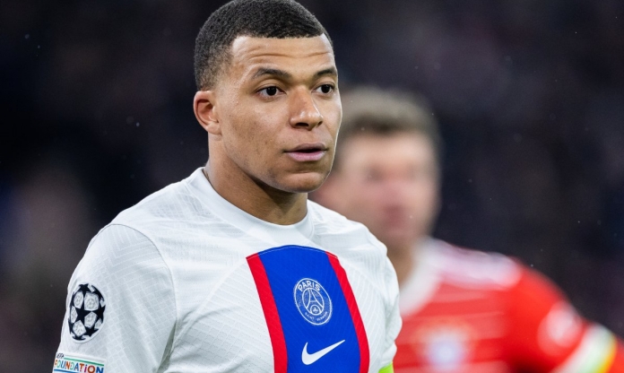 Gạt bỏ đồn đoán tương lai, Mbappe vẫn trở lại PSG tập luyện