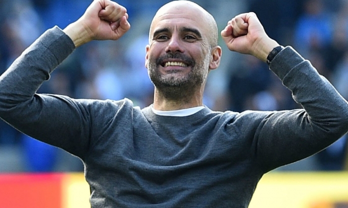 Man City bất ngờ quan tâm tới 'cử nhân bóng đá'
