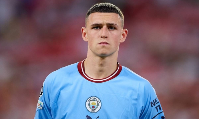 Huyền thoại Liverpool phát biểu, quan ngại về tiềm năng của Phil Foden