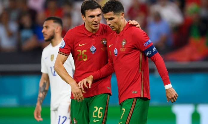Bị chơi khăm, Bayern quyết tâm phục thù thương vụ 'đàn em Ronaldo'