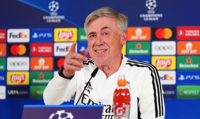 Barcelona đặt mục tiêu tại Champions League, Ancelotti chỉ biết 'cười khẩy'