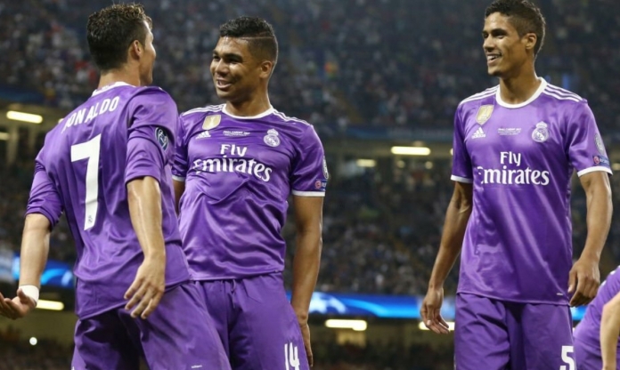 Thay đổi 180 độ, trung vệ số 1 MU quyết cùng Ronaldo phá đảo Ả Rập